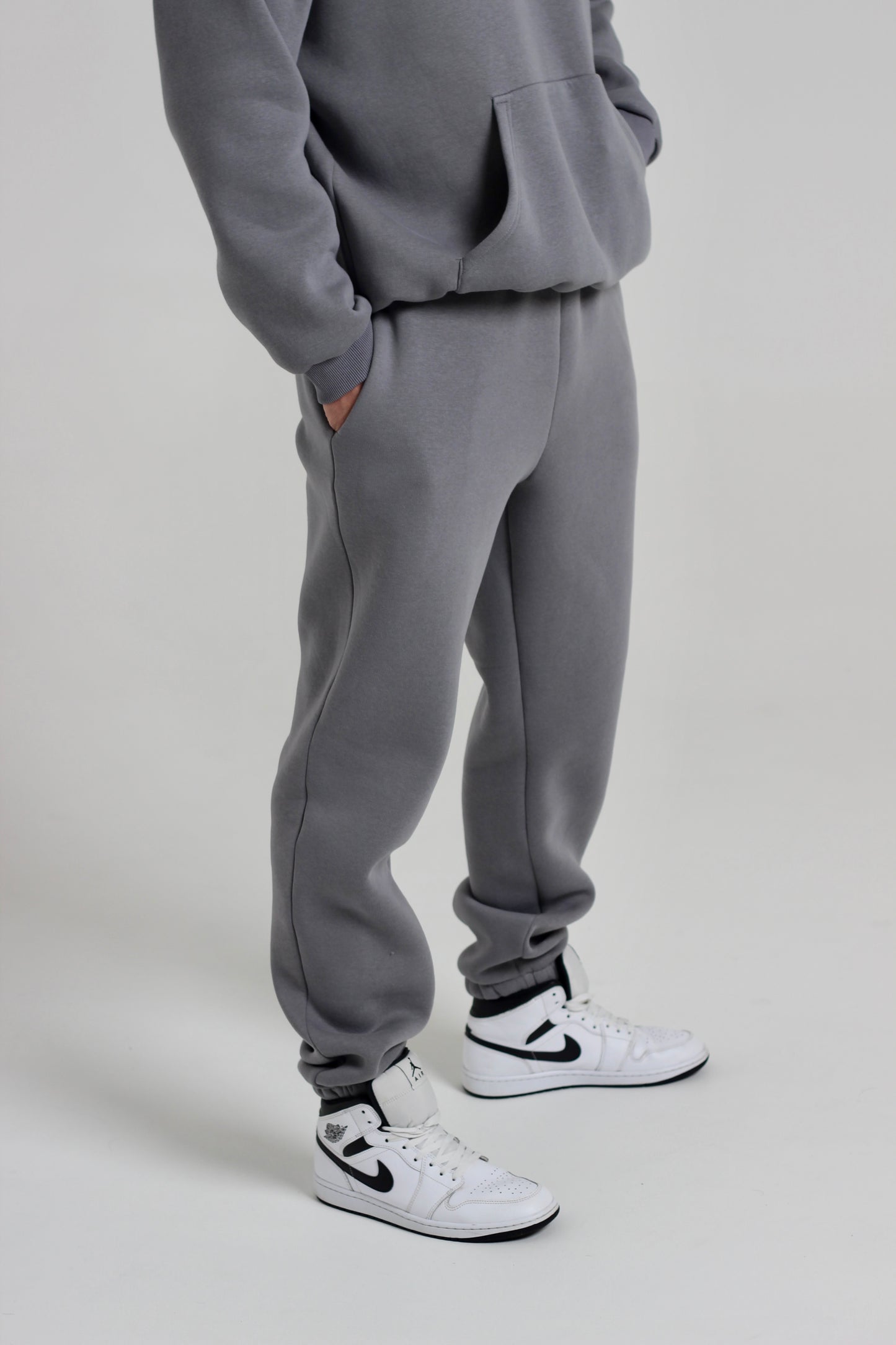 Grey unisex joggers - men